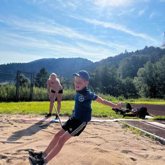 Weitsprung bei den Bundesjugendspielen 2024